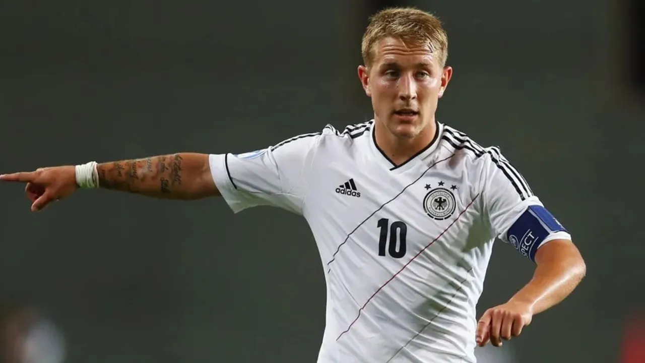 Lewis Holtby