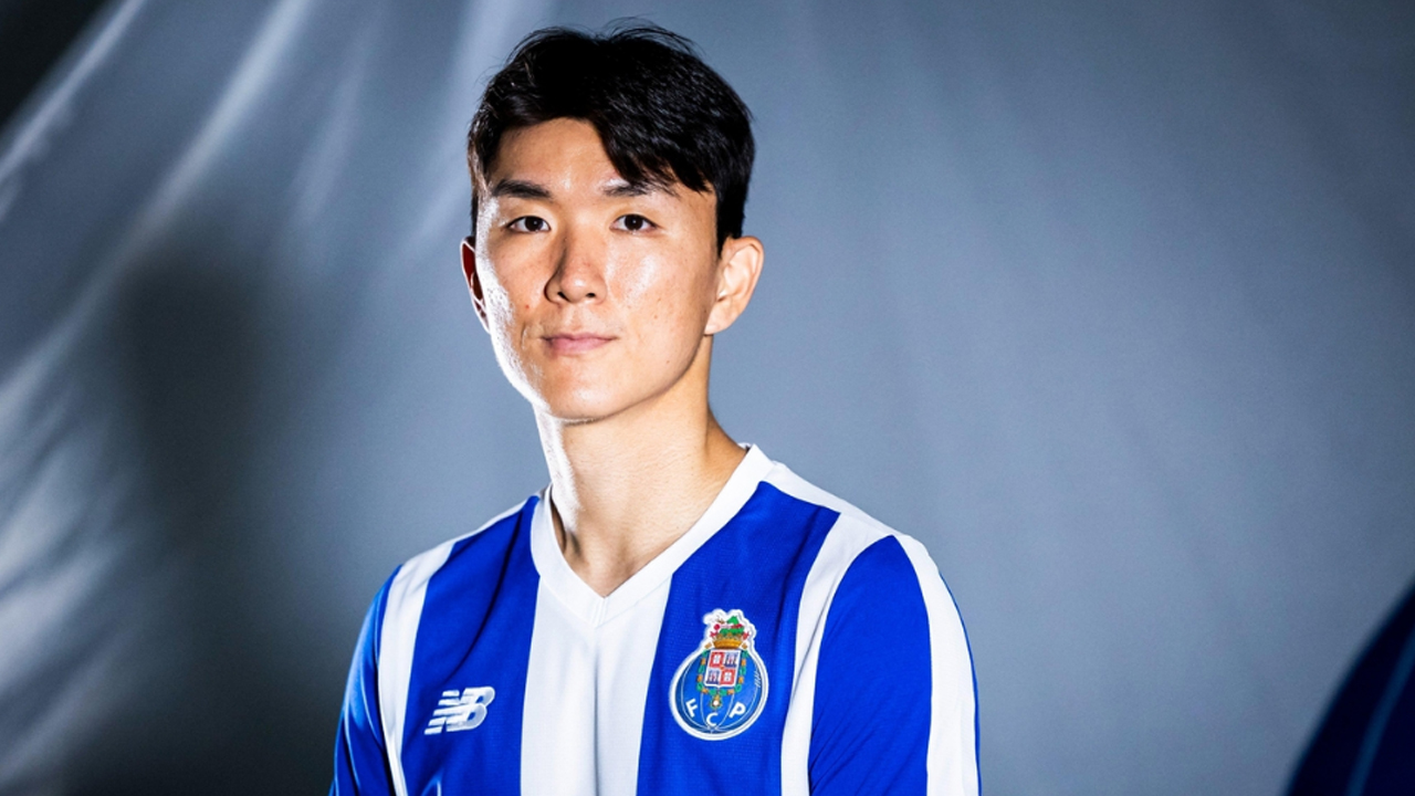 Janji Berikan Segalanya, Hwang In-beom Targetkan Trofi Bersama FC Porto