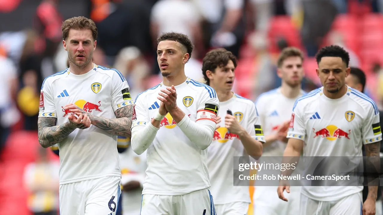 Joe Rodon Siap Jadi Wakil Kapten Leeds United