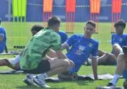 Menalo Buka Suara Soal Dua Rekan Senegara Gabung Persija