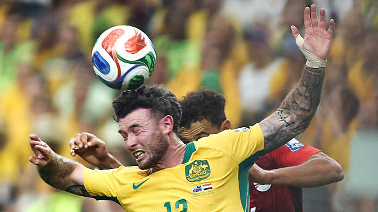 Soroti Bahaya Sundulan, Legenda Sepak Bola Australia Didiagnosis Dugaan CTE