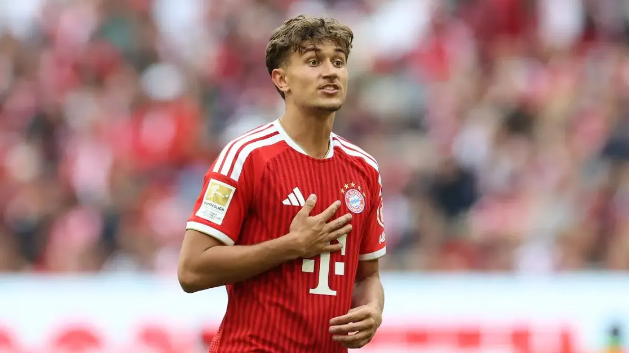 Tom Bischof Bantah Ngebet Pakai Nomor 8 Warisan Leon Goretzka