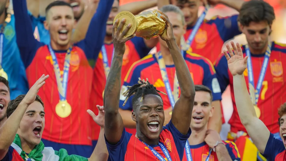 Agen Nico Williams Beri Kabar Transfer, Arsenal Bergerak - sumber: (footballlondon)