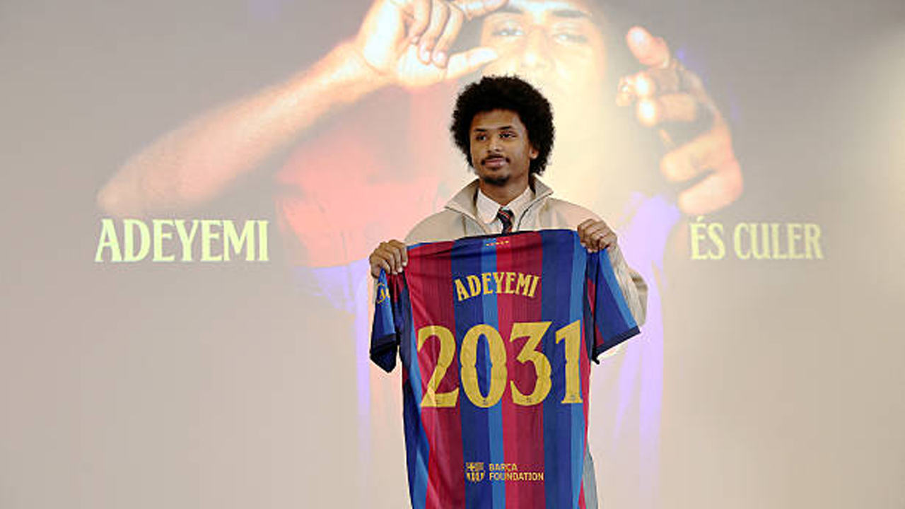 Bawa Catatan Impresif dari Dortmund, Bisakah Karim Adeyemi Bersinar di Barcelona?