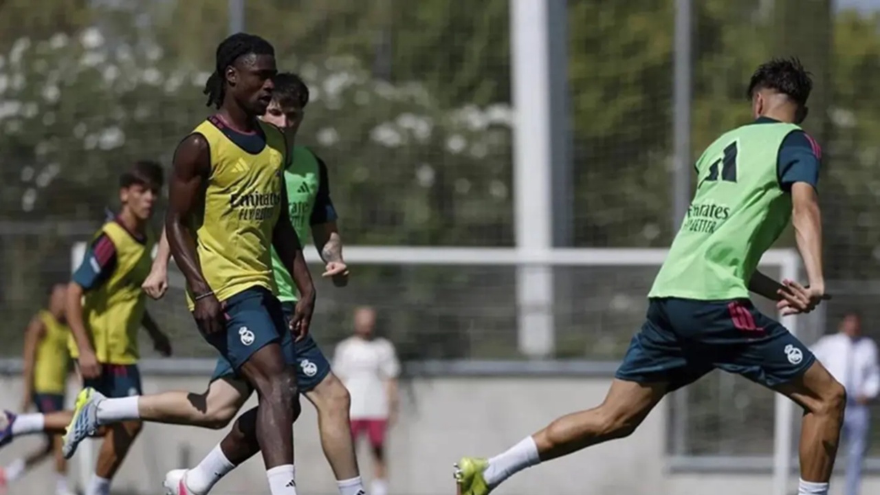 Eduardo Camavinga Tetap Berkomitmen dengan Real Madrid