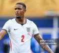Jason McAteer Dorong Liverpool Rekrut Ezri Konsa dari Aston Villa