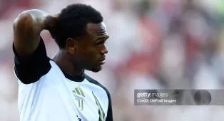 Lois Openda Diperebutkan Fulham dan Everton, Lyon Terancam Gigit Jari