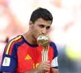 Luis Figo Dukung Real Madrid Mendatangkan Rodri
