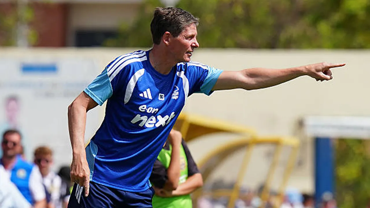 Nottingham Forest Segera Datangkan 2 Pemain Baru, Oliver Glasner Kaget Lihat Harga Pemain