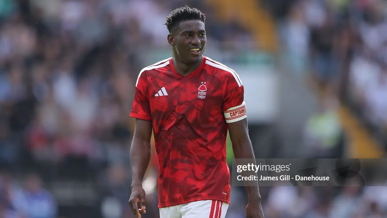 Taiwo Awoniyi Yakin Nottingham Forest Bersinar Bersama Oliver Glasner