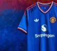 Terinspirasi Sejarah Klub, Manchester United Rilis Seragam Tandang Baru