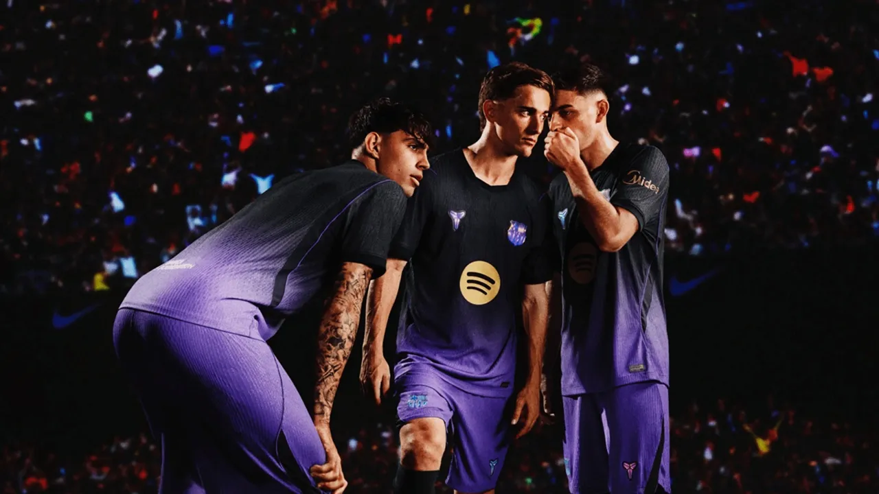 Barcelona Meluncurkan Jersey Anyar untuk Laga Tandang