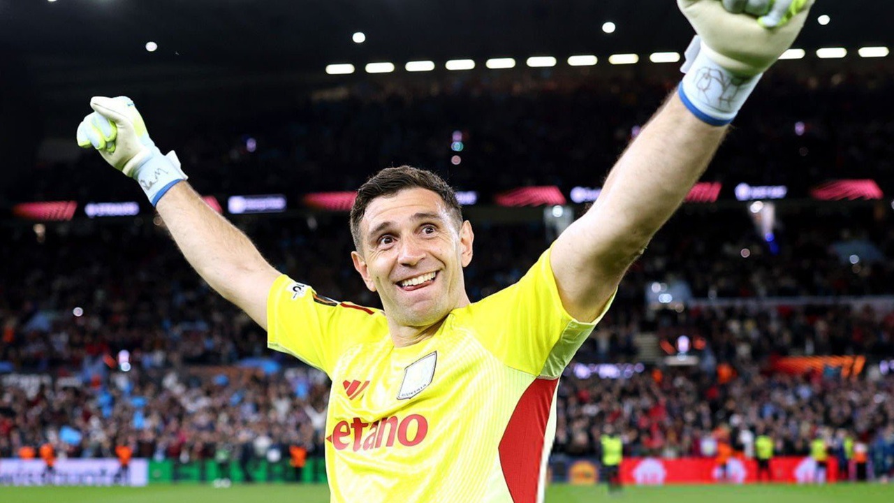 Emiliano Martinez Menjauh, Juventus Dekati Dua Alternatif