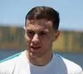 FC Köln Datangkan Gelandang Australia Paul Okon