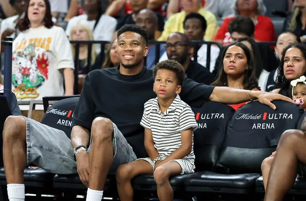 Giannis Antetokounmpo: Tantangan Baru Tinggalkan Milwaukee - sumber: (mainbasket)