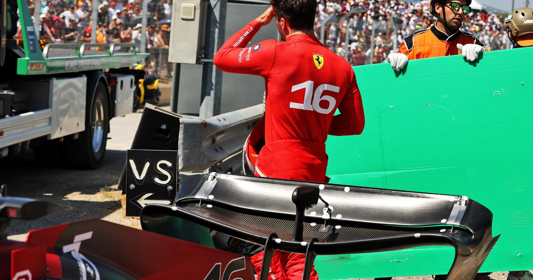 Harapan Gelar Leclerc Runtuh Usai Kecelakaan Mengerikan - sumber: (racingnews365)