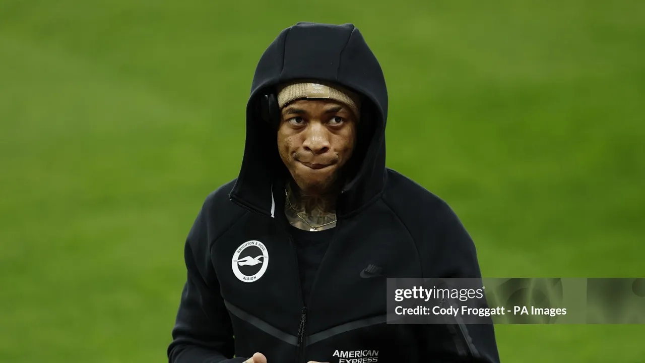 Igor Julio ingin bangkit usai musim sulit dan belum menutup pintu hengkang dari Brighton