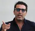 Italia Pertimbangkan Zola dan Perrotta Sebagai Alternatif Buffon