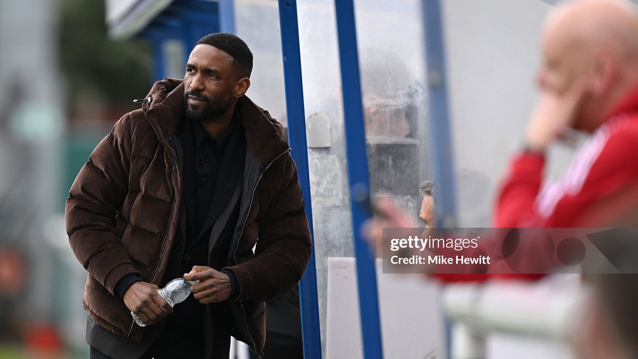 Jermain Defoe Tinggalkan Woking, Akui Karier Manajer Tak Semudah Dibayangkan