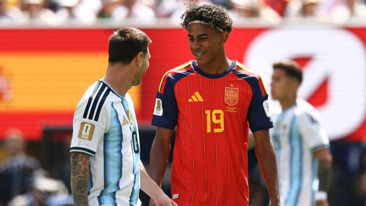 Karim Adeyemi: Meski Hebat, Lamine Yamal Sulit Saingi Lionel Messi!