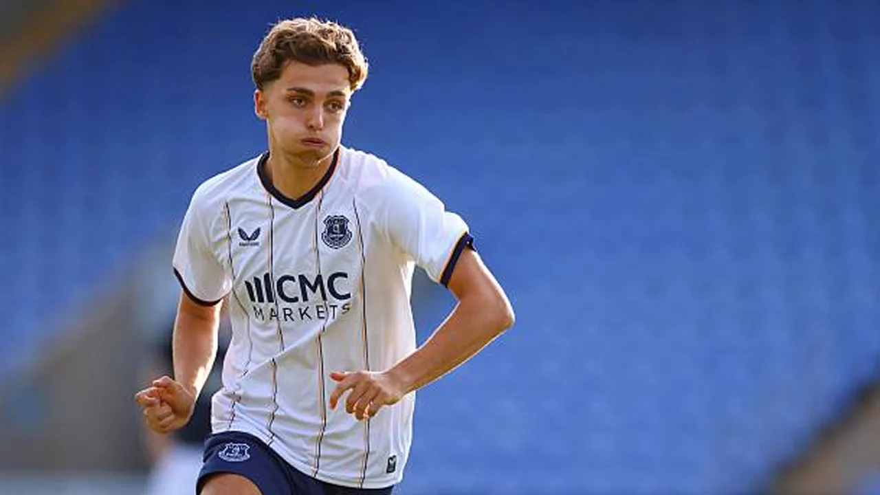 Laga Pramusim Pertama Everton Berakhir Manis, Harvey Foster Cetak Gol