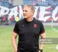 Phil Parkinson Puji Leeds United, Wrexham Tetap Siap Beri Kejutan