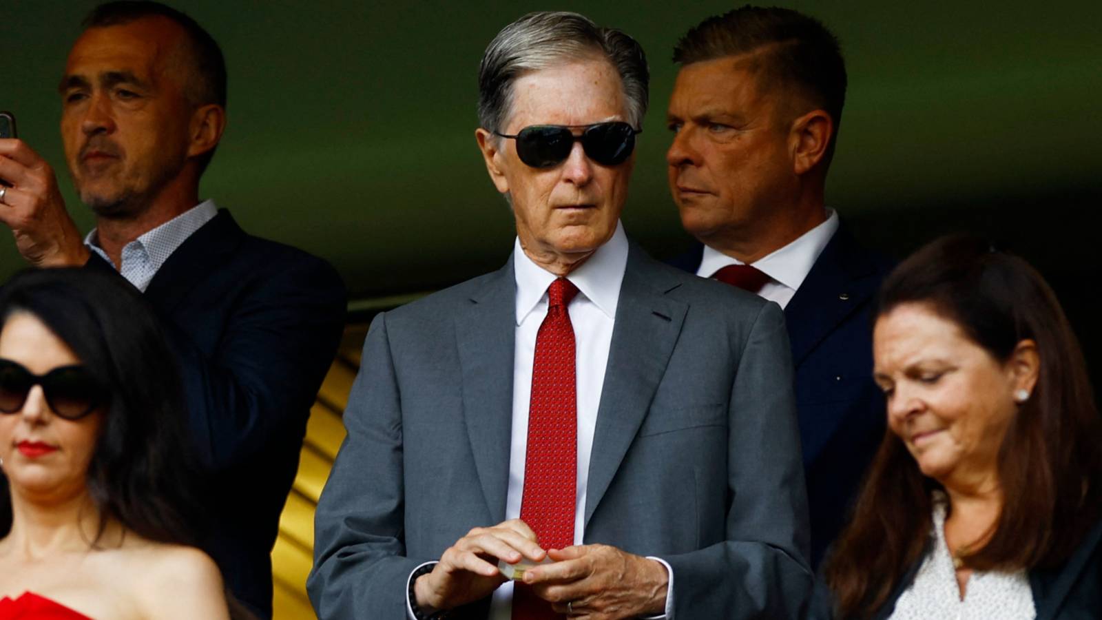 Rumor Kedekatan Jeff Bezos dan Liverpool Makin Menguat