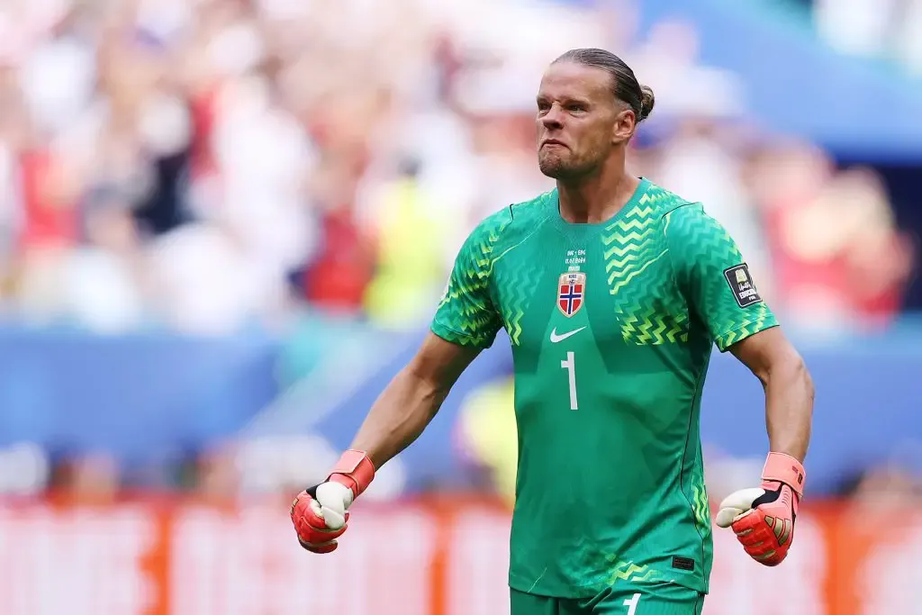 Stuttgart Siapkan Pengganti Kiper Utama yang Cedera - sumber: (getfootballnewsgermany)