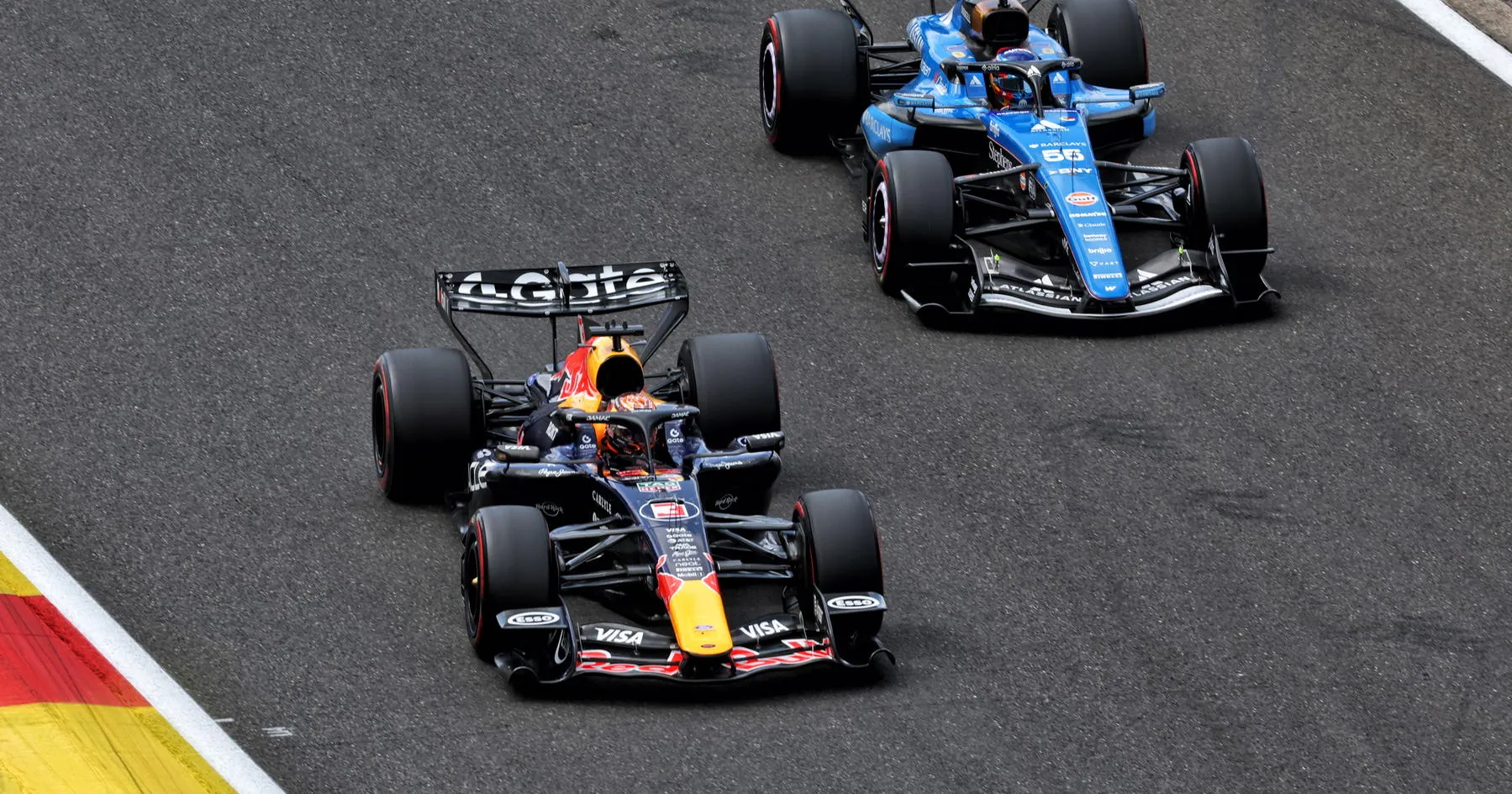 Verstappen Lolos, Sainz Dapat Peringatan di GP Hungaria