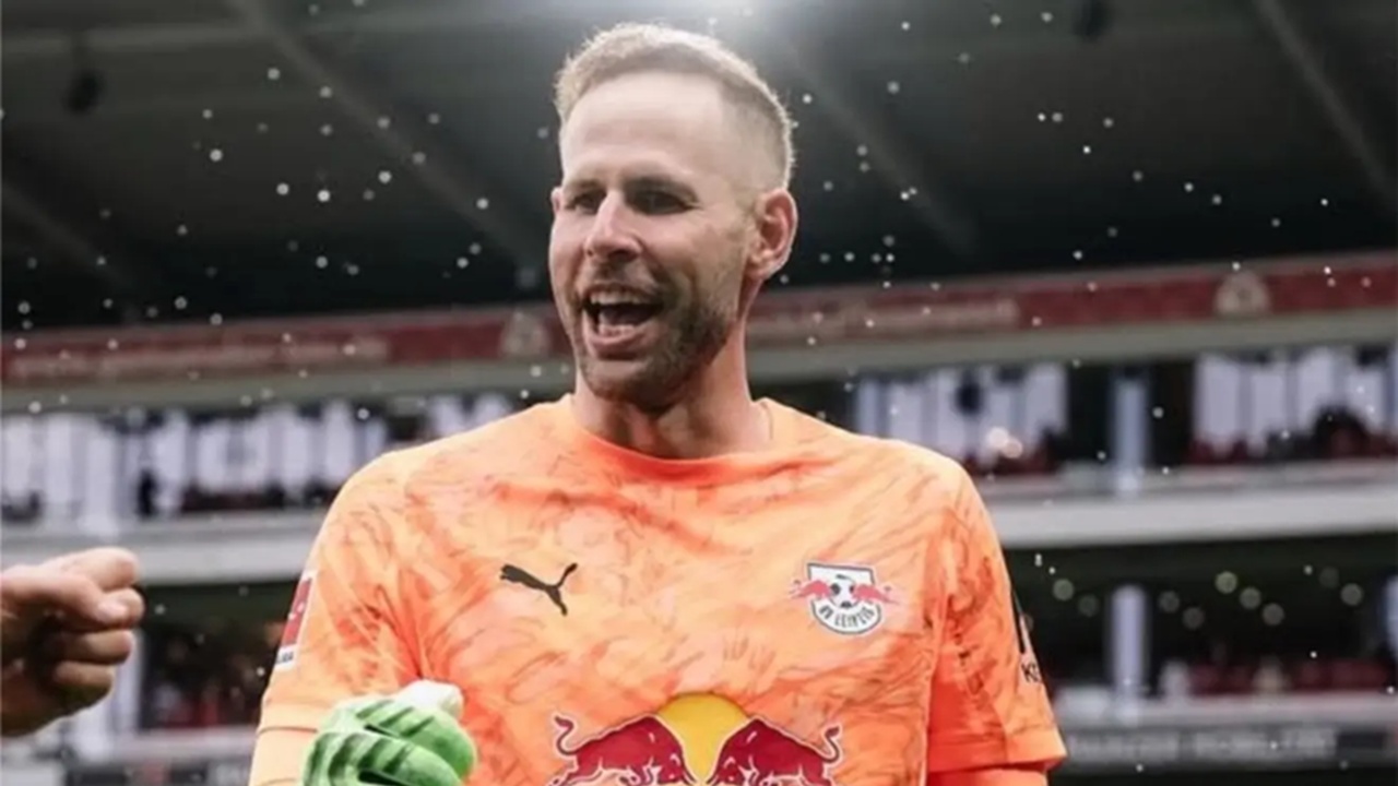 Villarreal Semakin Dekat Mendapatkan Peter Gulacsi