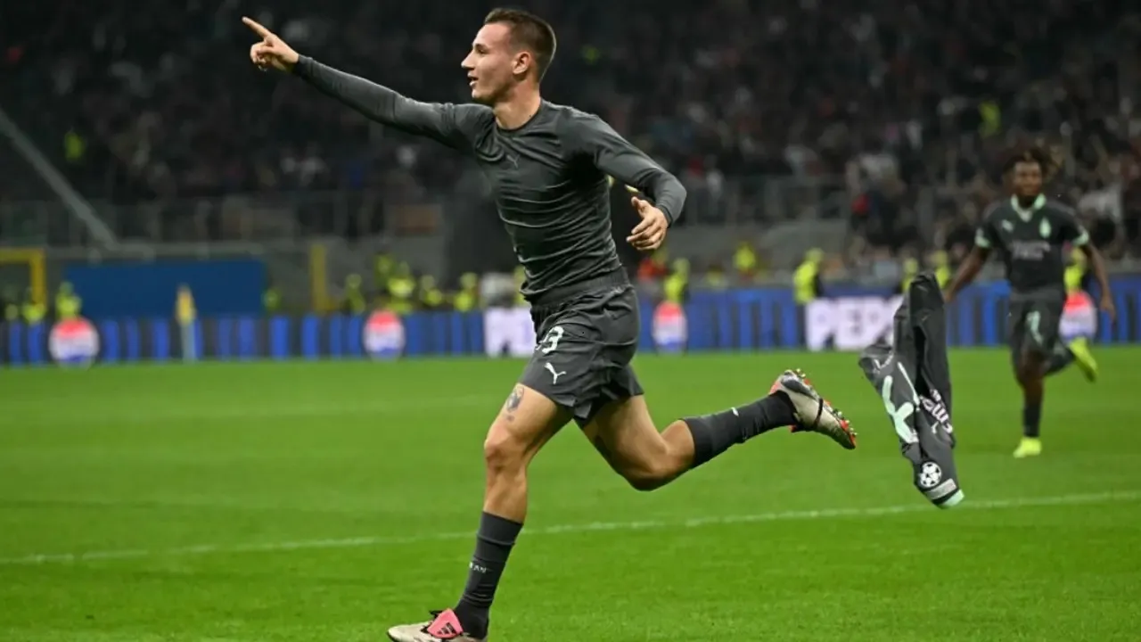 Catatan Gol Fantastis, AC Milan Perpanjang Kontrak Francesco Camarda