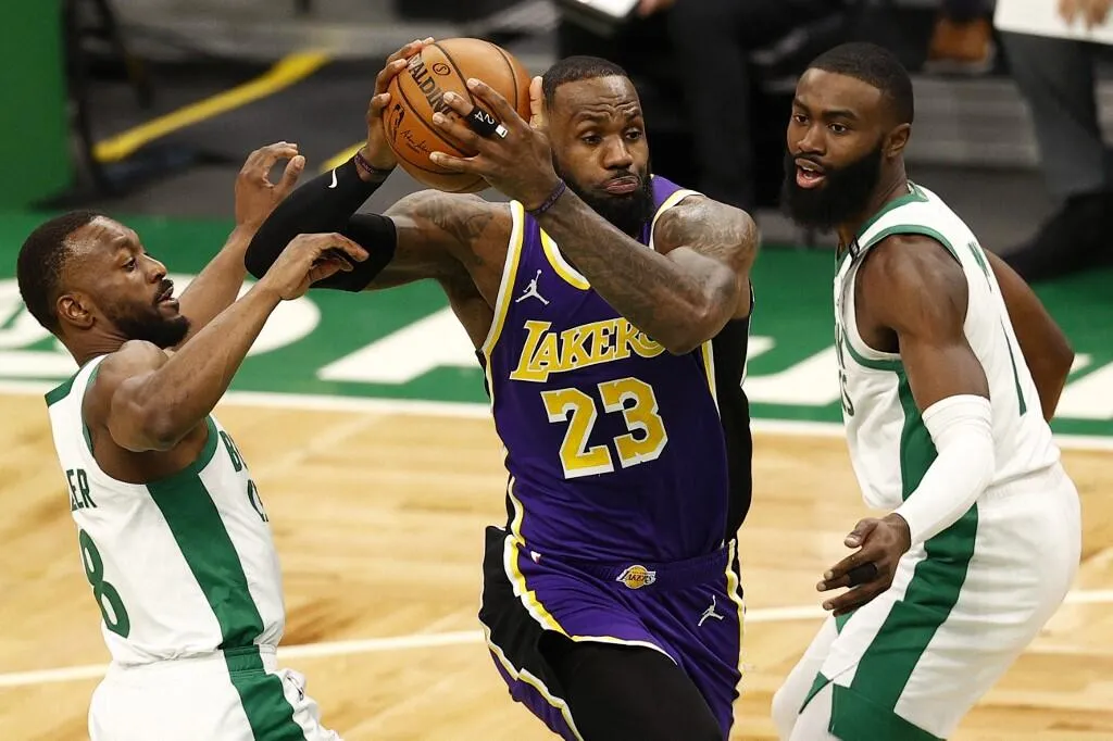Celtics Berperan dalam Kepindahan LeBron ke Sixers - sumber: (mainbasket)