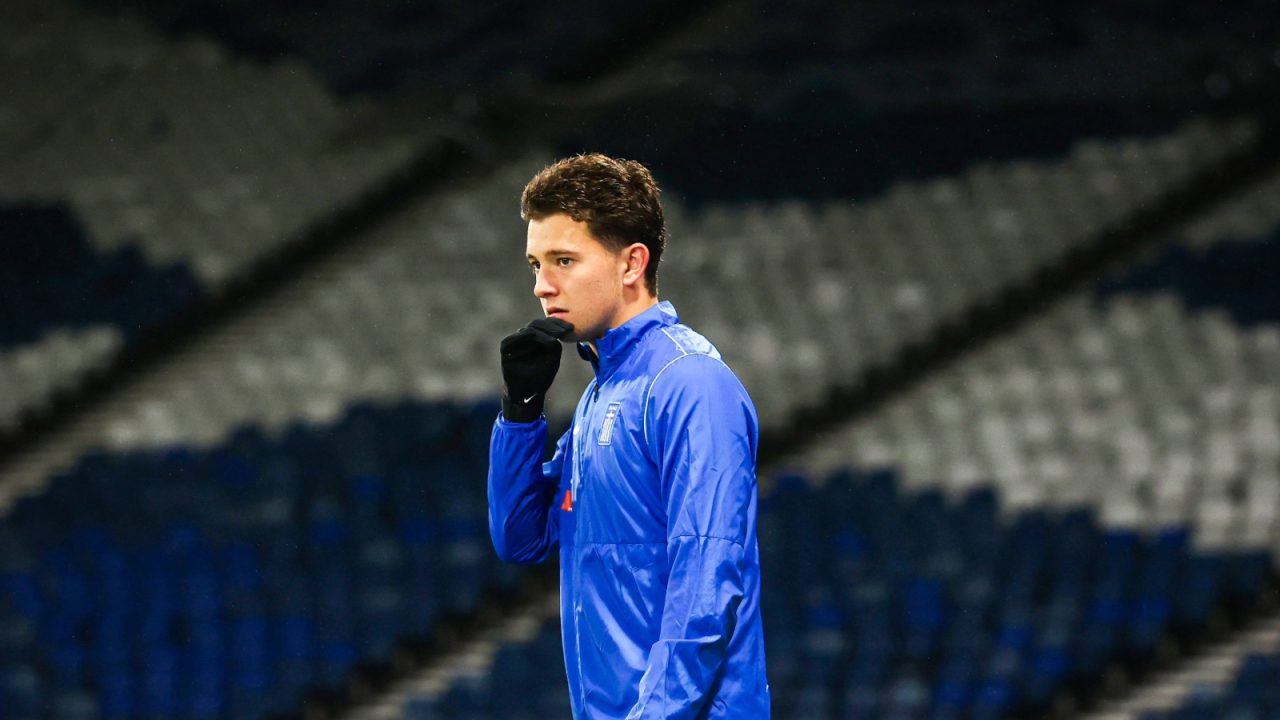 Dortmund Masih Ungguli Milan Dalam Perburuan Konstantinos Karetsas