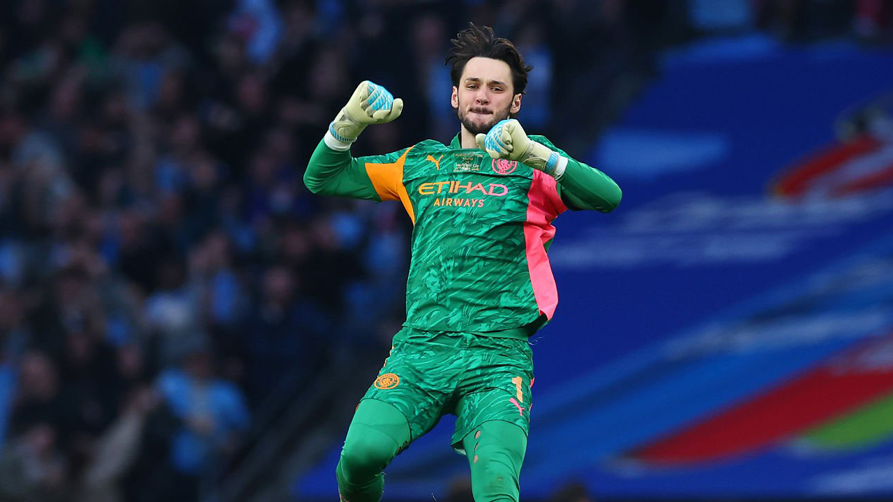 Leeds United Masih Terus Upayakan Transfer James Trafford