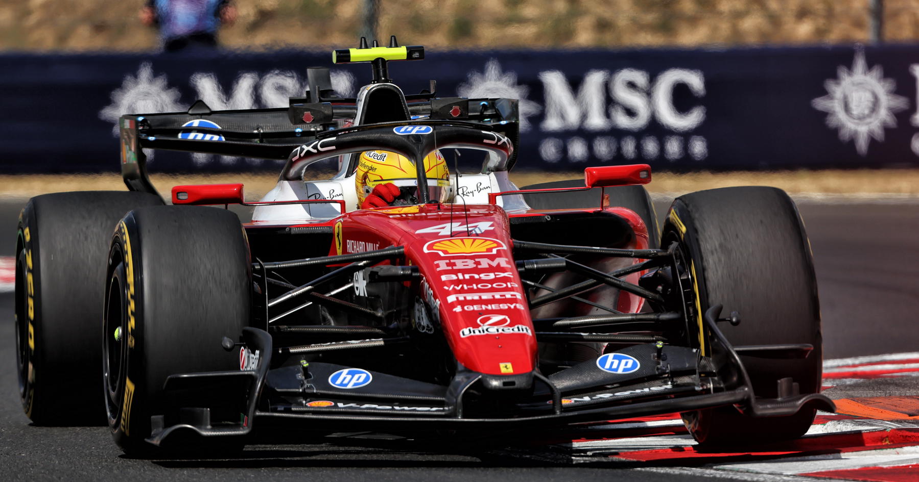Lewis Hamilton Tercepat di Latihan Bebas 2 GP Hungaria 2026