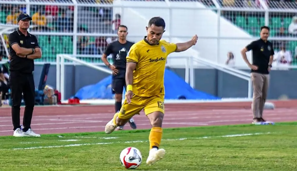 Madura United Gaet Ardi Idrus dengan Pertimbangan Pengalaman Tinggi - sumber: (ileagueid)