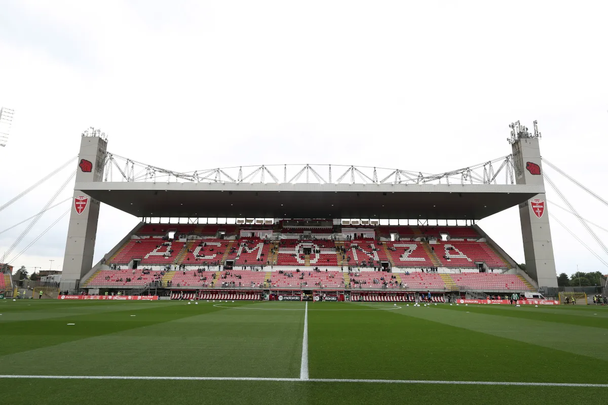 Monza Resmi Dapatkan Striker Benfica, Varela, dengan Transfer €2 Juta - sumber: (footballitalia)