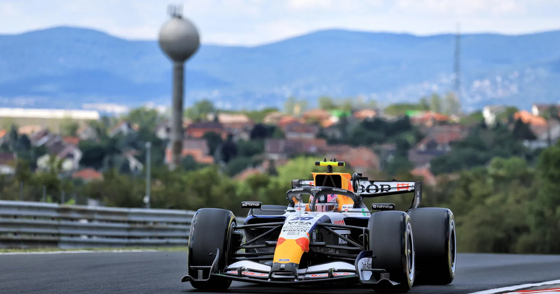 Perubahan Kunci Liam Lawson Dorong Performa di Hungaria - sumber: (racingnews365)