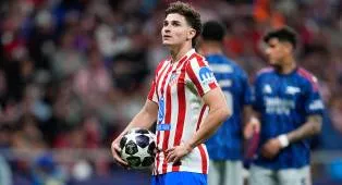 Arsenal Siap Pecahkan Rekor Transfer Inggris demi Julian Alvarez