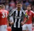 Eddie Howe Tegaskan Kasus Bruno Guimaraes Beda dengan Alexander Isak
