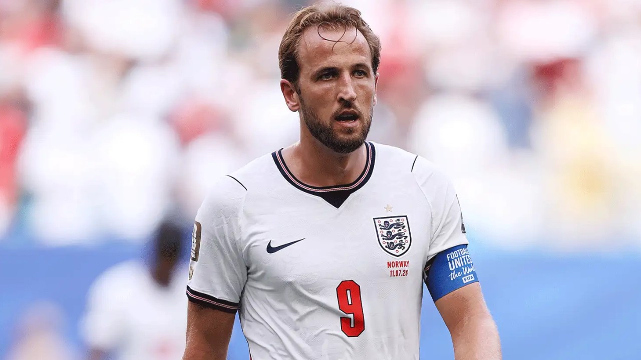 Emmanuel Petit: Harry Kane Tak Punya Peluang Menangkan Ballon d’Or 2026