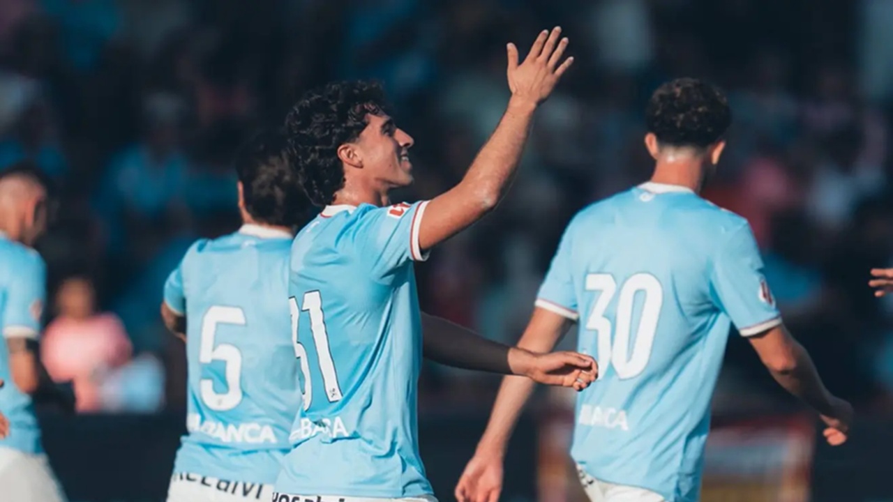 Hugo Gonzalez Buktikan Layak Tembus Tim Utama Celta Vigo