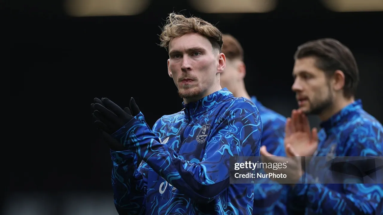 James Garner menjalani operasi cedera selangkangan jelang musim baru Everton