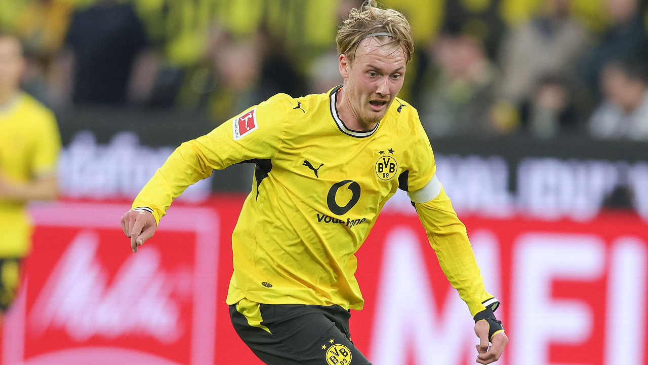 Julian Brandt Tertarik Berkarier di Inggris, Sinyal Buat Leeds?
