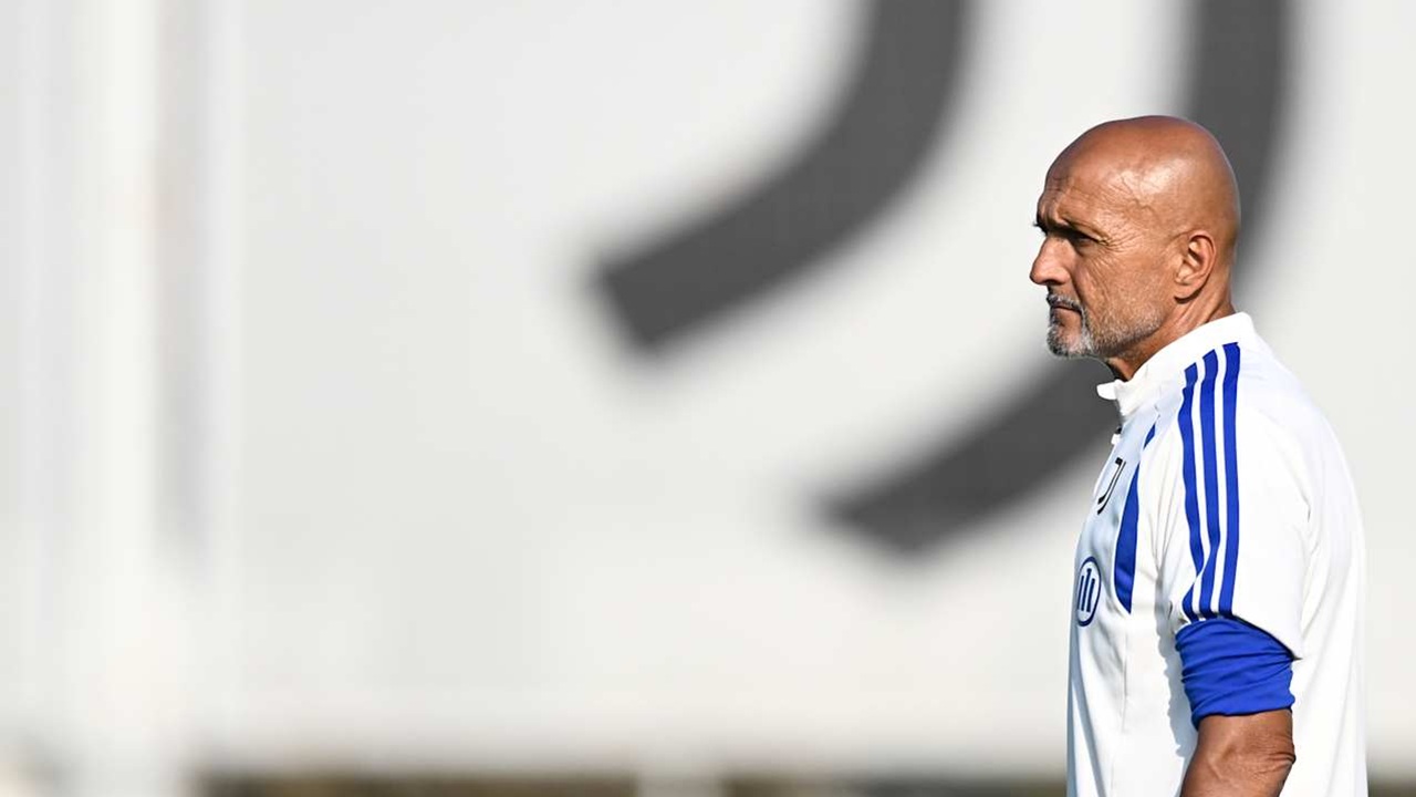 Juventus Kalahkan Standard Liege, Luciano Spalletti Puji Dua Bek Tengah