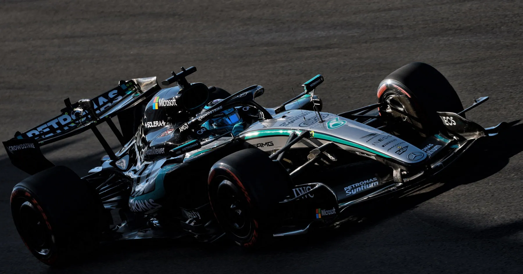 Mercedes Ganti Komponen Mesin George Russell Usai Masalah Kualifikasi - sumber: (racingnews365)