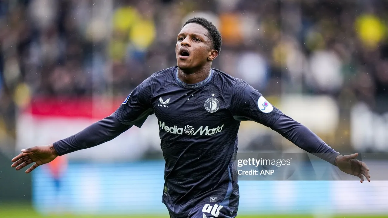 Nottingham Forest Ajukan Tawaran Baru untuk Givairo Read