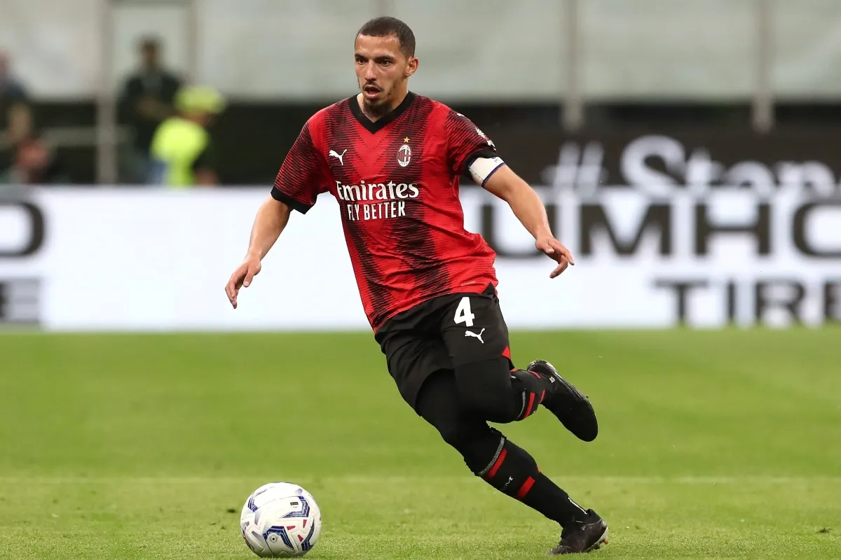Bennacer Resmi Gabung Klub Qatar Usai Kontrak Milan Dihentikan - sumber: (footballitalia)