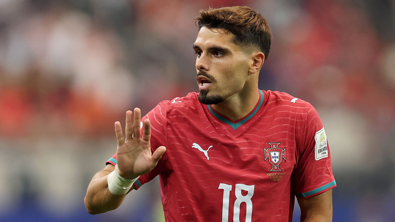 Chelsea Belum Mau Lepas Pedro Neto Meski Banyak Peminat