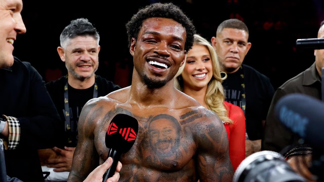 Crawford Beberkan Alasan Errol Spence Jr Memilih Gantung Sarung Tinju